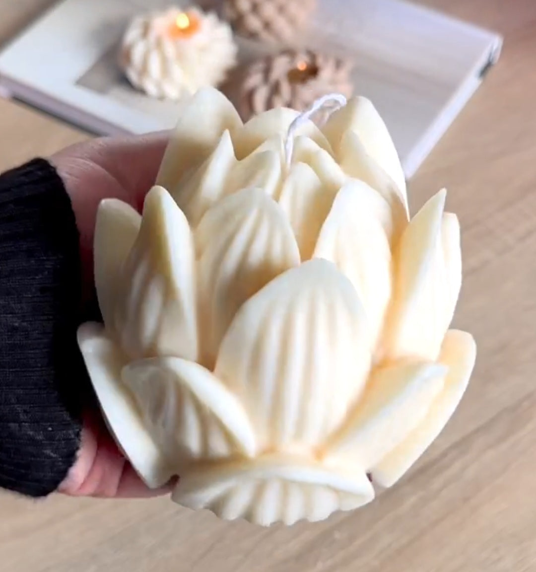The Sacred Lotus Flower Candle - Soleil Candle Collections
